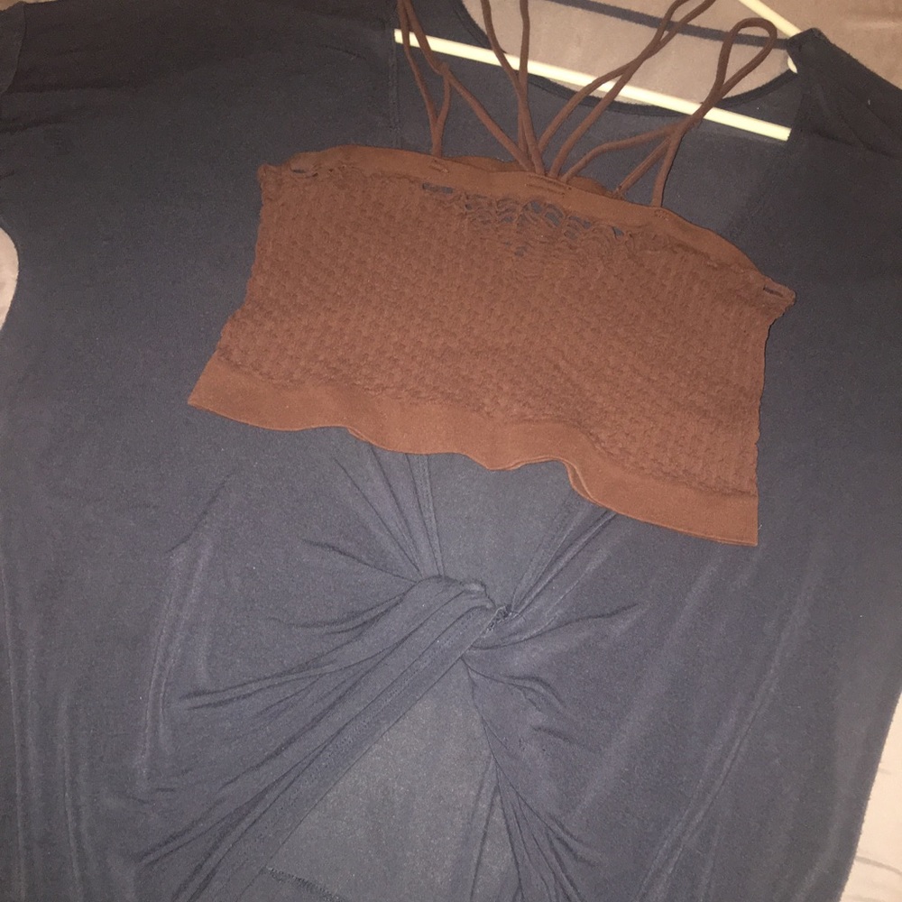 Textured strappy cropped cami with open back top
